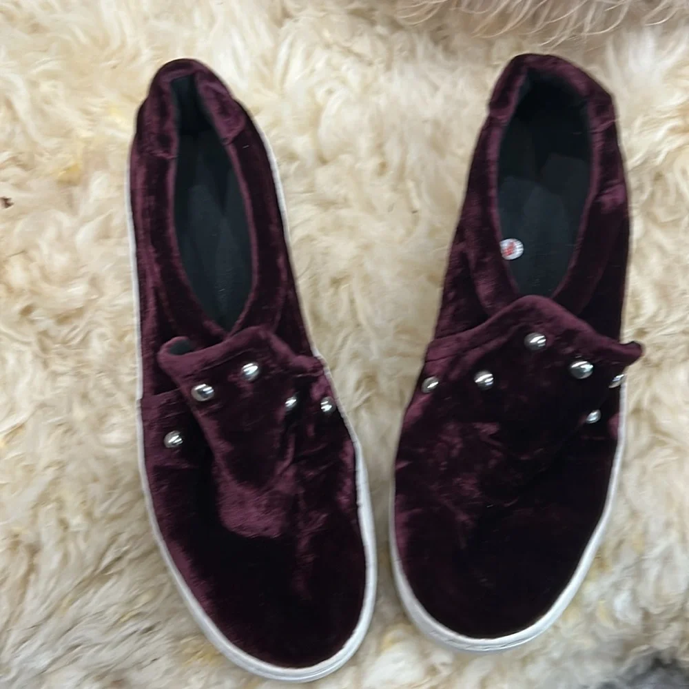 NOELLE Rebecca Minkoff Maroon Velvet‎ Studded Slip On Platform Sneaker